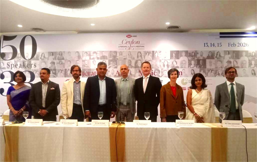 CEYLON LIT FEST HEAD TABLE